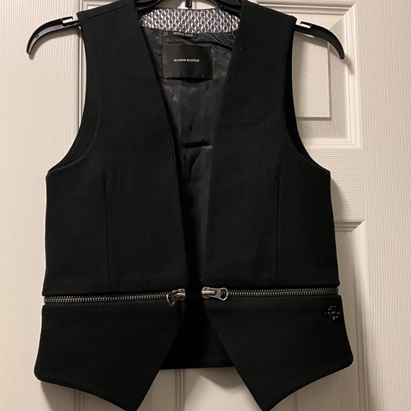 Maison Scotch Jackets & Blazers - Newly added🌟Maison Scotch Sleek Black Vest
